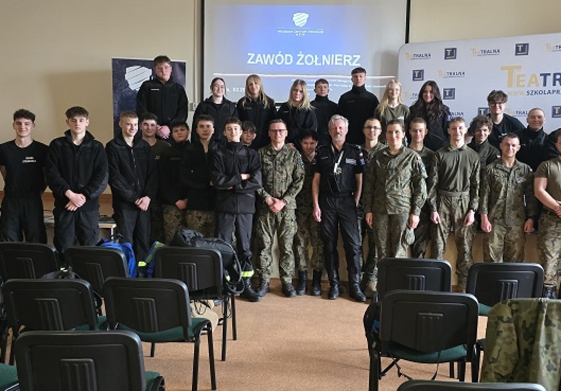 Uczniowie naszej szkoły poznali możliwości służby w Wojsku Polskim