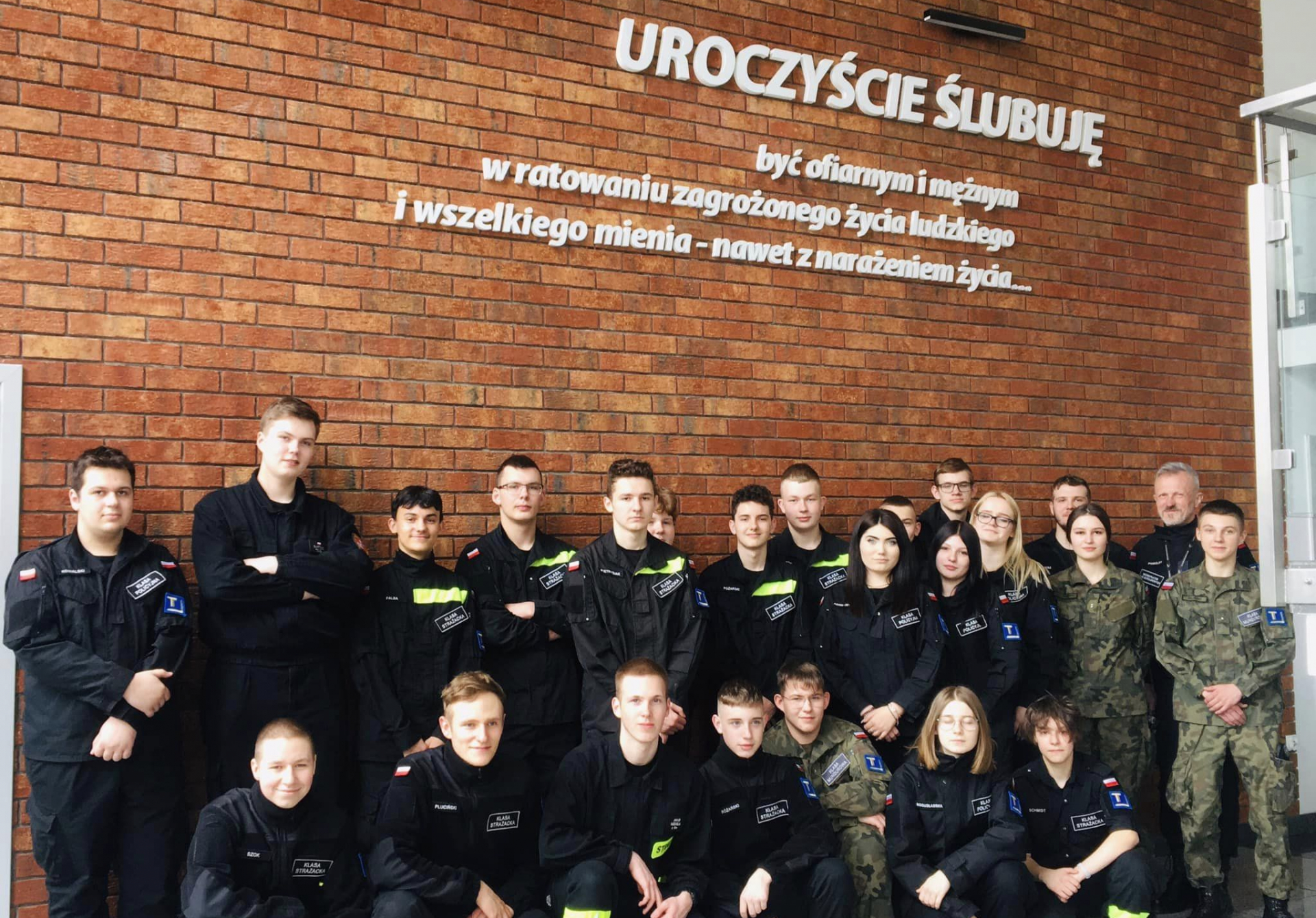 Wycieczka do szkoły Aspirantów Państwowej Straży Pożarnej 