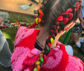 Uczennice naszej szkoły na pikniku z okazji Dnia Dziecka